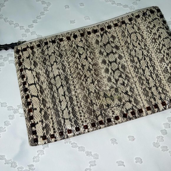 Valentino rockstud snakeskin clutch bag (Authentic) - Picture 9 of 10